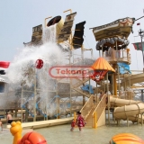 選購(gòu)水上游樂設(shè)備應(yīng)該注意哪些地方